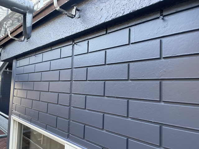 春日部　外壁塗装　上塗り